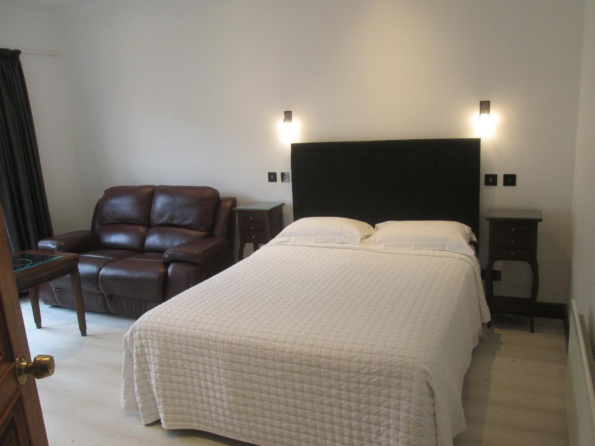 Doppelzimmer mit Patio