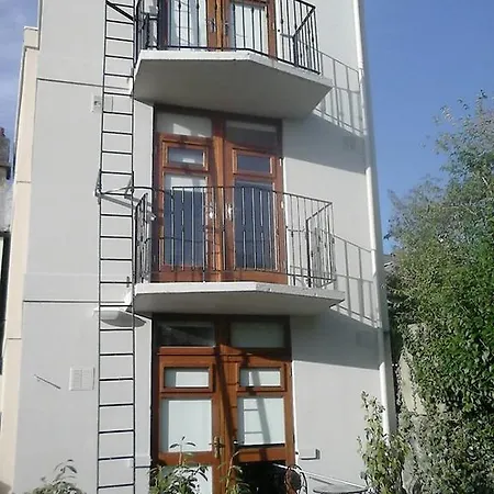 Crescent Close-3